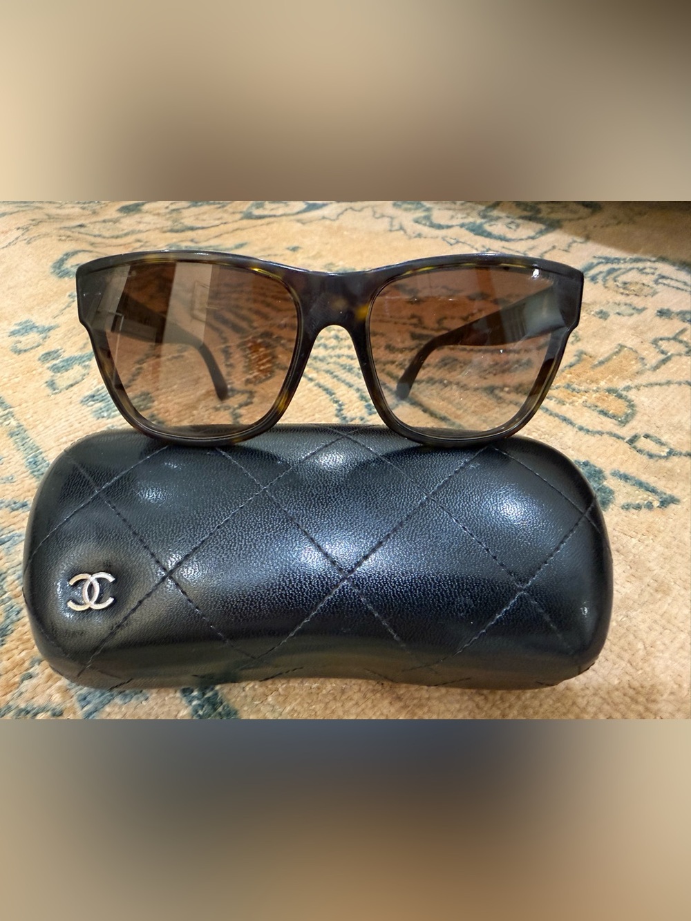 Tortoiseshell Square Sunglasses - Brown Gradient Lenses
